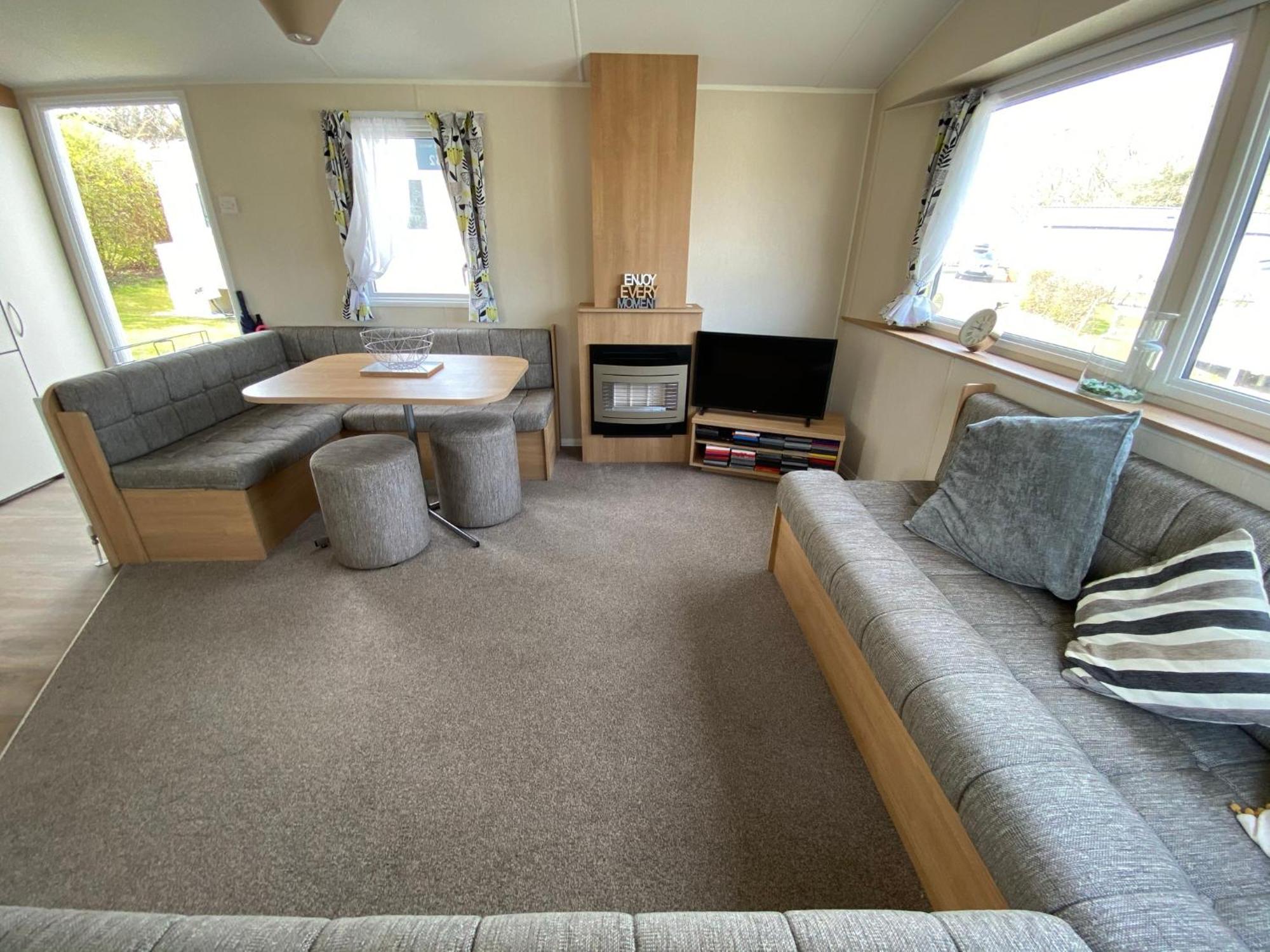 במברידג' Whitecliff Bay Holiday Park - Most Popular Location Near Pools, Clubs And Beach מראה חיצוני תמונה